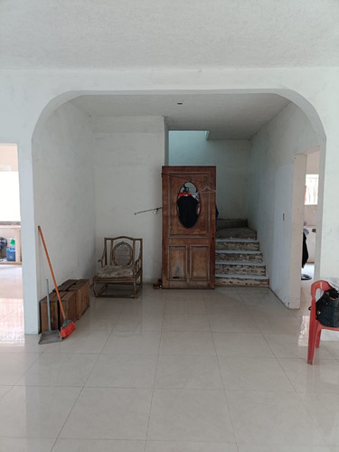 Sevende Casa $1,450,00 Tal Y Como Se Muestra En Las Fotos. En Calle Costa Azul Lotes 8 Y 9. Manzana A Entre Playa Xcaret Y Av. Xana. Col. Ampliación Las Bajadas. Veracruz. Ver.