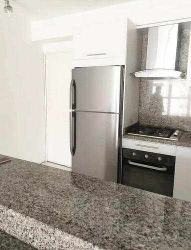 Imagen 9 de 17 de El Rosal Con O Sin Muebles