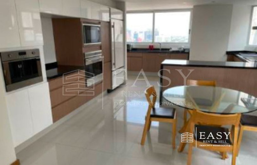 Departamento En Venta Frente A Parque Lincoln