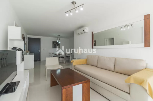 Venta Apartamento Dos Dormitorios Punta Del Este Edificio Icon Brava