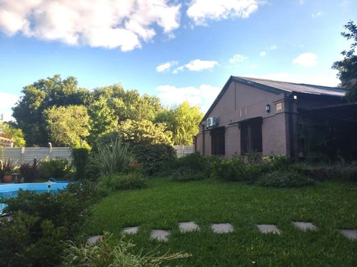 Imagen 3 de 12 de Casa Quinta En Gualeguaychú, Zona Urquiza Al Oeste.