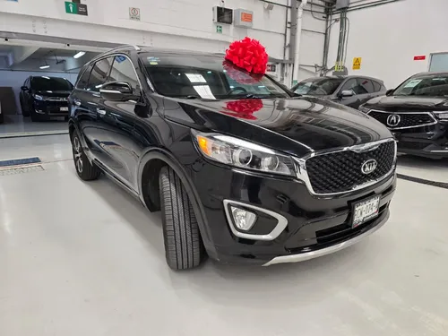 Kia Sorento 5p EX PACK, V6 TA Piel QCP GPS 7 pas. RA-18"