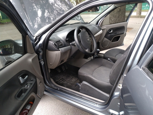 Renault Symbol Privilege 1.6 16v