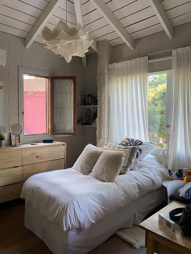 Lindisima Casa En Venta Tigre, Laguna Del Sol, 4 Dormitorios, Escritorio, Dependencia, Gran Jardin