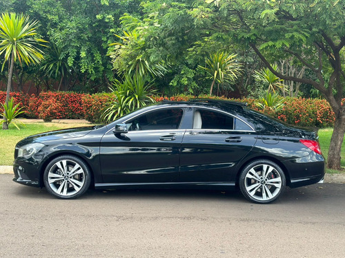 Mercedes-Benz Classe Cla 1.6 Vision Turbo Flex 4p