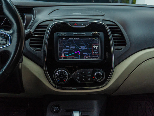 Renault Captur 2.0 Intens Automática