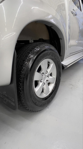 Toyota Hilux 2.7 SR 4X2 CD 16V FLEX 4P AUTOMÁTICO