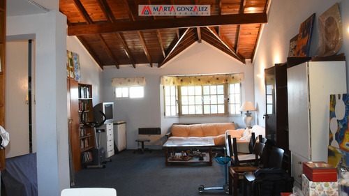 Venta. Triplex. Barrio Guemes