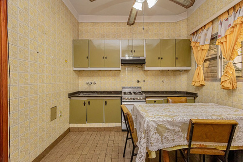 Venta Casa 5 Ambientes En Moron Norte