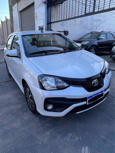 Imagen 7 de 11 de Toyota Etios 1.5 Xls At 5p