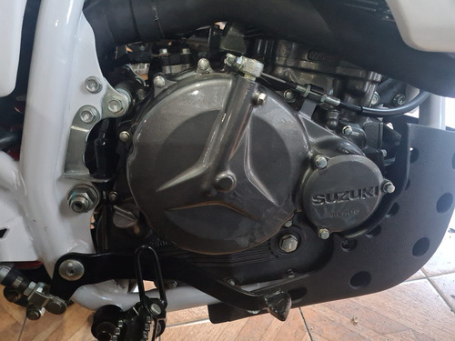 Suzuki Dr800 Malboro Charliebrokers
