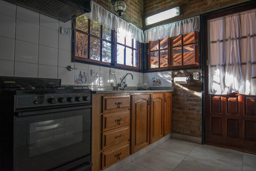 Venta Casa Banco Provincia Country Club. Piscina Quincho Excelente Lote Esquina