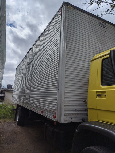 Imagem 4 de 10 de Caminhão Toco Baú Porta Lateral Vw 17210