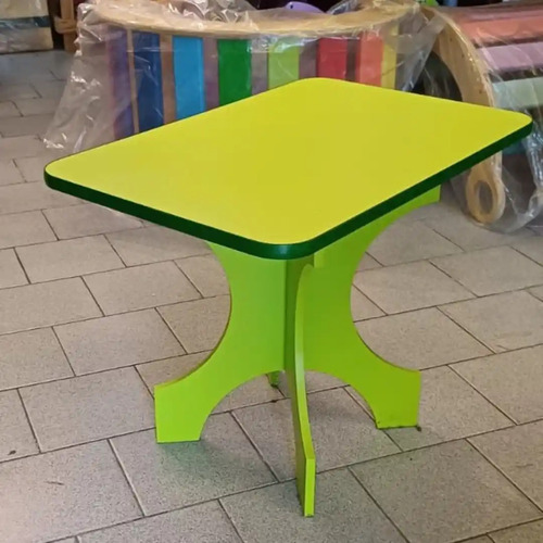Mesa De Madera Infantil Verde Lima