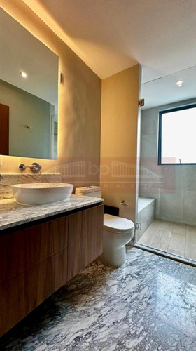 Casa En Venta En Av. Explanada, Lomas De Chapultepec, Miguel Hidalgo, Cdmx.