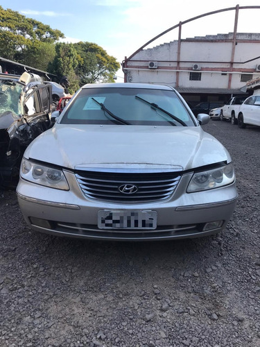 Imagem 2 de 7 de Sucata Hyundai Azera Prata 3.3 V6 2008/2009 Gasolina 245cvs