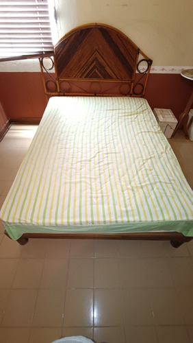 Cama Matrimonial De Madera Con Colchón Semi Ortopedicos