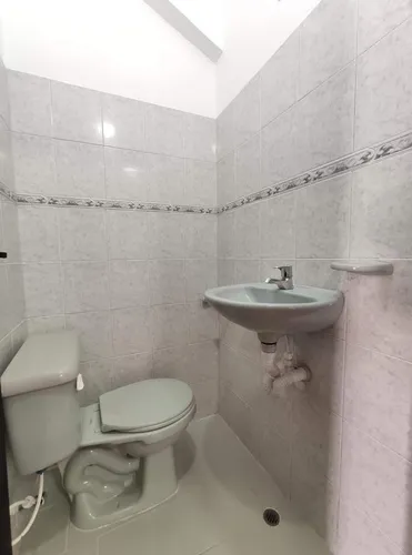 Local En Arriendo En San Martin. Cod A26334