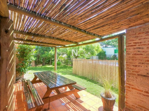 Casa En Venta Tio Tom 3 Dormitorios- Ref: 3007
