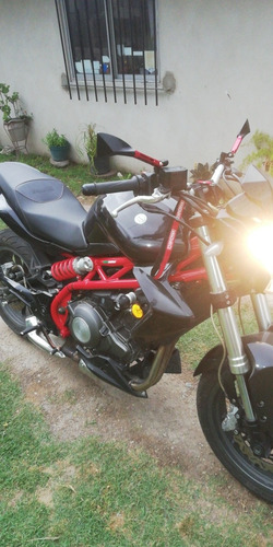 Benelli Tnt 300