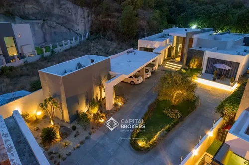 Casa De Una Planta Amueblada Con Alberca En El Palomar Lujo Sur