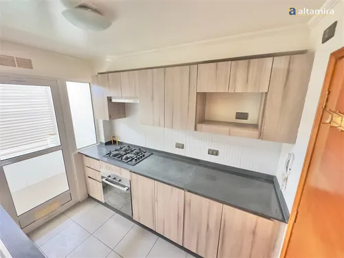 Departamento En Venta De 2 Dorm. En Iquique