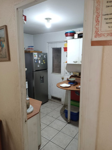 La Casa Cuenta Con Una Excelente Ubicacion Cercana A Los