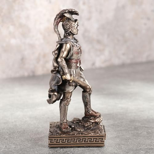 Figura De Poliresina Pintada A Mano De Alejandro Magno 3,625