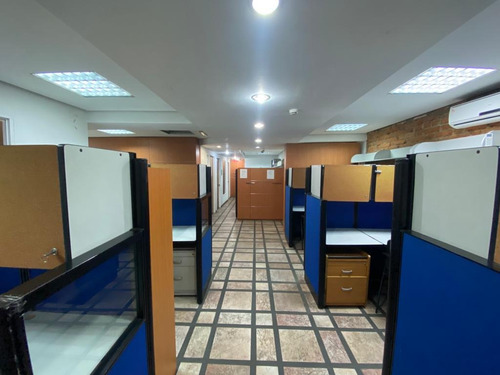 Imagen 6 de 19 de Se Alquila Casa Comercial En El Rosal 588m²