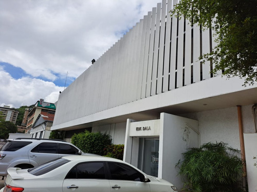 Se Vende Edificio Comercial / Industrial 3845m²  Los Ruices