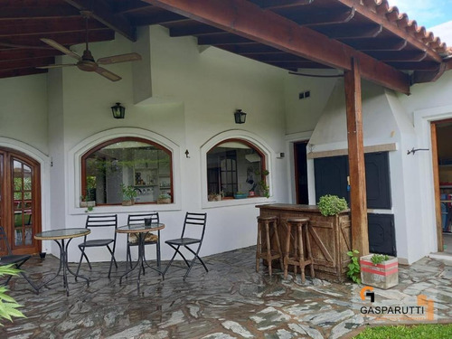 Imagen 13 de 18 de Casa Con Pileta En Aranjuez Country Club!