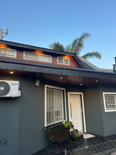 Casa En Venta En De Vicenzo Grande, Del Viso, Pilar
