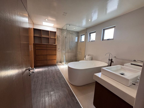 Casa En Venta En Residencial Montecarlo