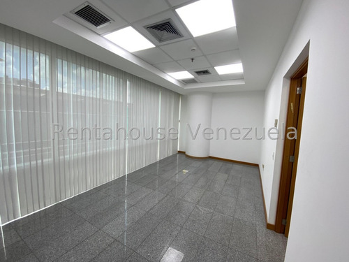 Oficina Moderna En Alquiler, Urb. Boleita Norte