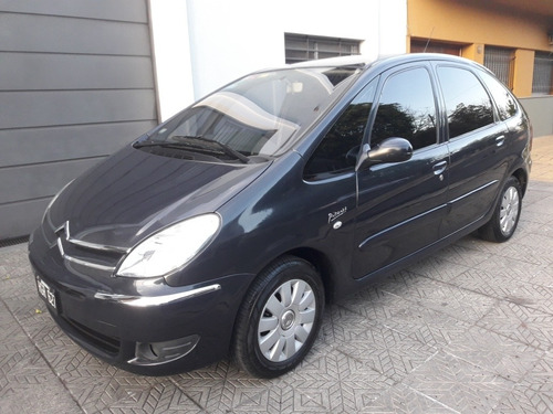 Imagen 2 de 18 de Citroën Xsara Picasso 2009 2.0 Fase2 I Exclusiv 138cv Bva