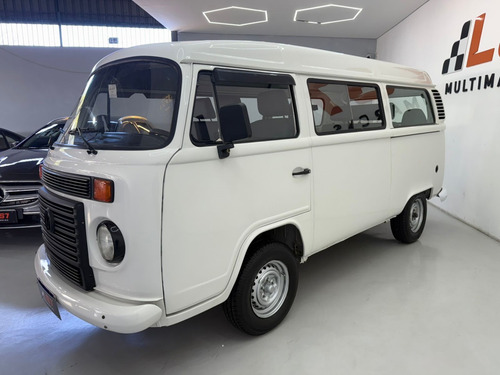 Volkswagen Kombi 1.4 MI STD LOTAÇÃO 8V FLEX 3P MANUAL