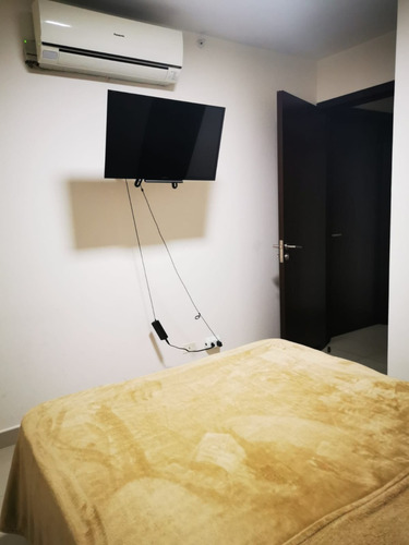 Imagen 2 de 17 de Alquilo Apartamento De 3 Recamaras En Hato Pintado Piso Alto