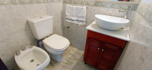 Imagen 13 de 14 de Venta De Casa-ph En Ramos Mejía - Se Escuchan Ofertas