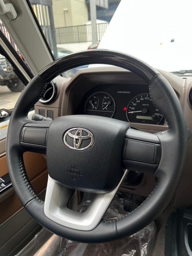 Imagen 12 de 17 de Toyota Machito 2022 70aniversario