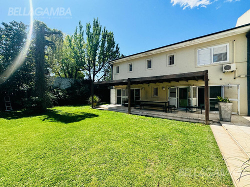Casa Venta Martinez 7 Ambientes Jardin Piscina