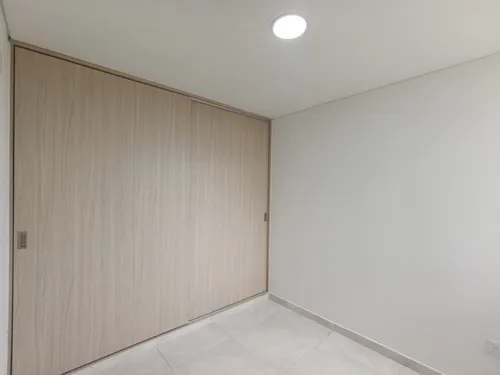 Apartamento En Arriendo En Prados Del Este. Cod A28759