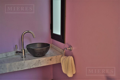 Casa En Venta En Santa María De Los Olivos