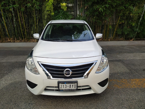 Imagen 1 de 11 de Nissan Versa Sense Aut 2019