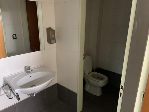 Imagen 5 de 12 de Oficina Venta Puerto Madero 125m2 Cocheras