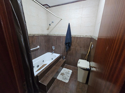 Casa En Venta 5 Ambientes En Ituzaingó Norte