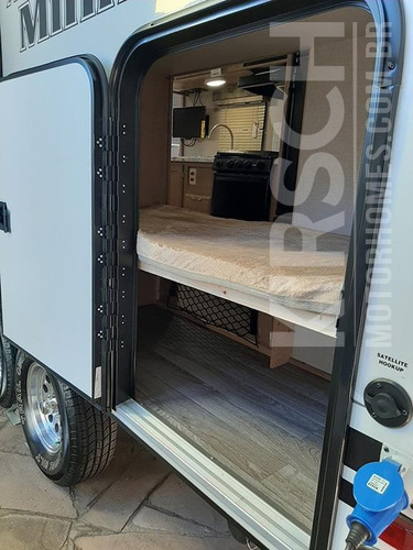Trailer Winnebago 2106 B - Novo - Motorhome - Y@w5