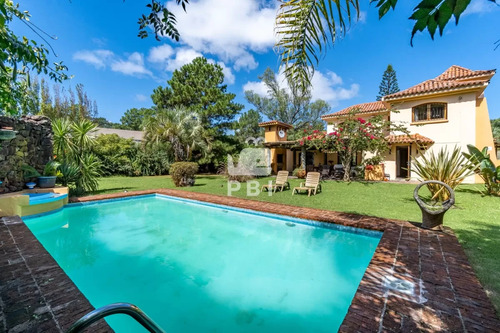 Casa, Solana A Metros Del Mar - Ref : Pbi3120