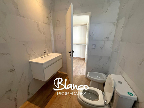 Casa En Venta En Santo Tomás, Pilar, G.b.a. Zona Norte