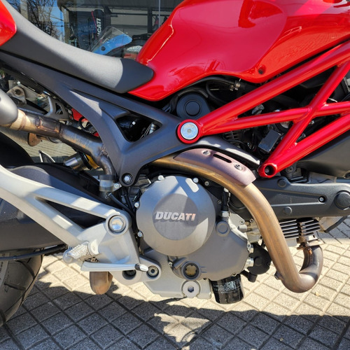 Imagen 6 de 16 de Ducati Monster 696 Color Rojo Año 2013 Rosario Marrocchi