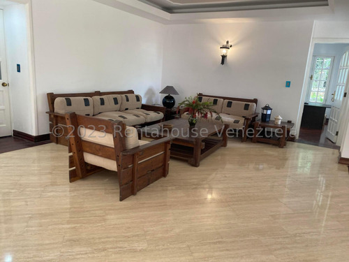 Ss: Vende Casa 25-4103 En La Lagunita Country Club De 709 M2, 5h/7b/20pe